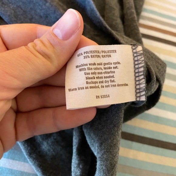 Gold Sequined Tank - Picture 3 of 4